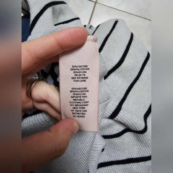 Anthropologie philosophy sweater top large - Picture 4 of 5